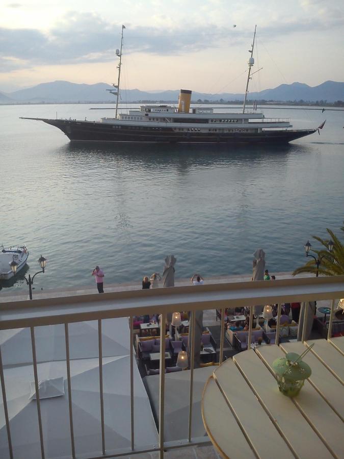 Di Fronte Alla Fortezza Nafplio Exterior photo